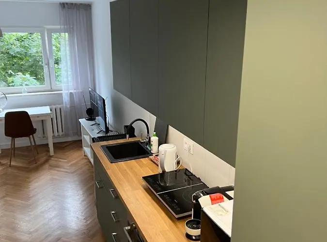 Przytulna Kawalerka Typu * Warszawa